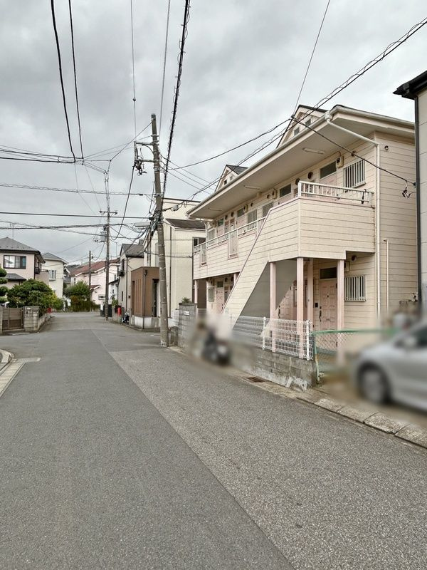 b’CASA京成大久保Ⅲre-bornの駐車場