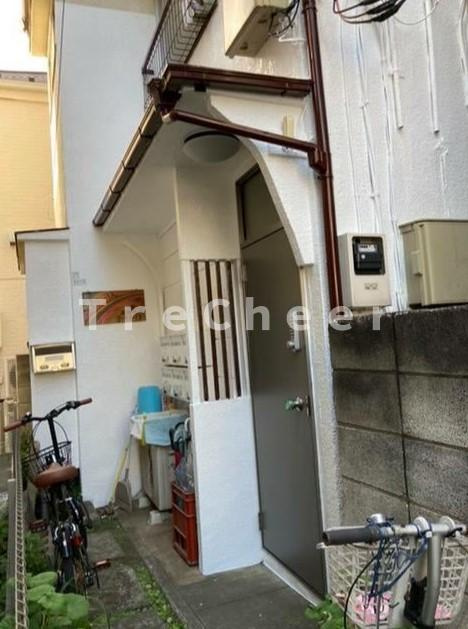 カラフルアパートメント高田馬場の外観