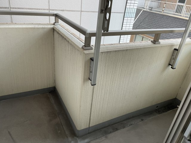 グロースメゾン亀戸のバルコニー