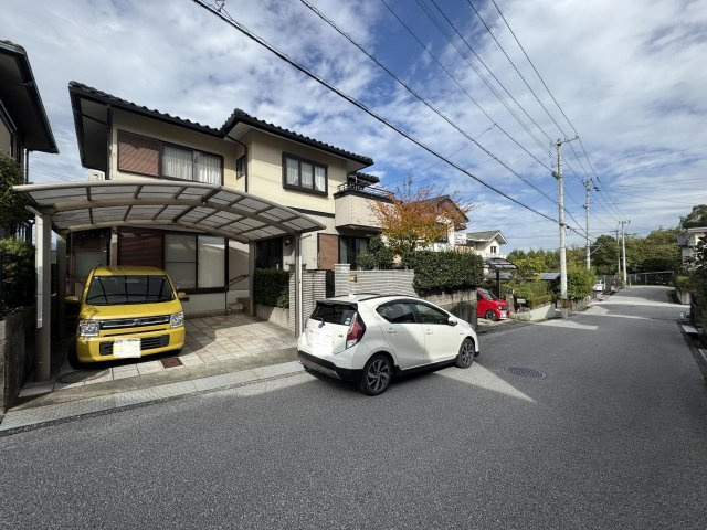 高知市潮見台１丁目の中古一戸建