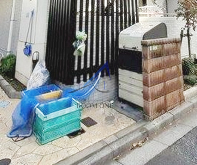 ウイステリア関口