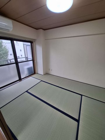 荒川区荒川３丁目の賃貸マンション