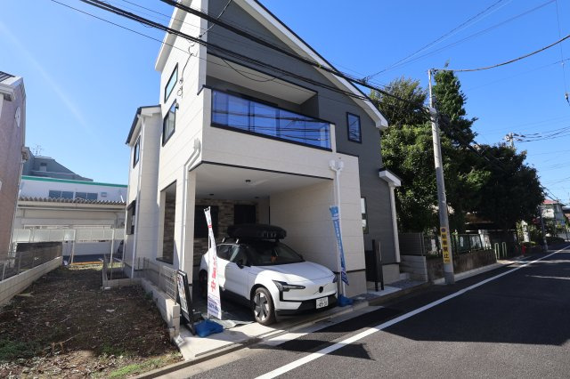 《仲介手数料無料》杉並区上井草２丁目3-12新築一戸建てケイアイグレイスの外観|撮影日 2026年10月1日 14:00 晴れ