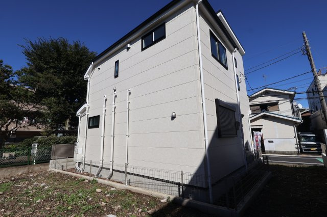 《仲介手数料無料》杉並区上井草２丁目3-12新築一戸建てケイアイグレイスの外観