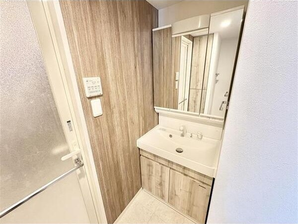 S-RESIDENCE千種belvia TOWER(べルヴィアタワー)の洗面所