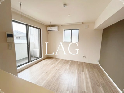 【居間・リビング】 | ムーンライト　コントラバス | 洋室のお部屋です。