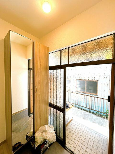 八代市永碇町の中古一戸建の玄関