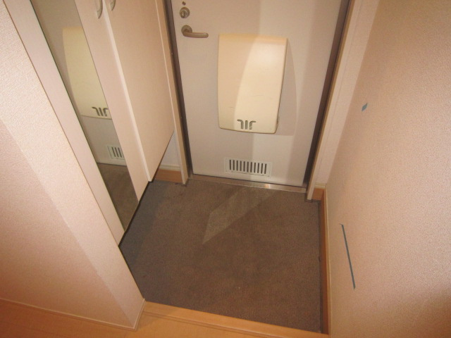 フェリオの玄関|別部屋の写真です