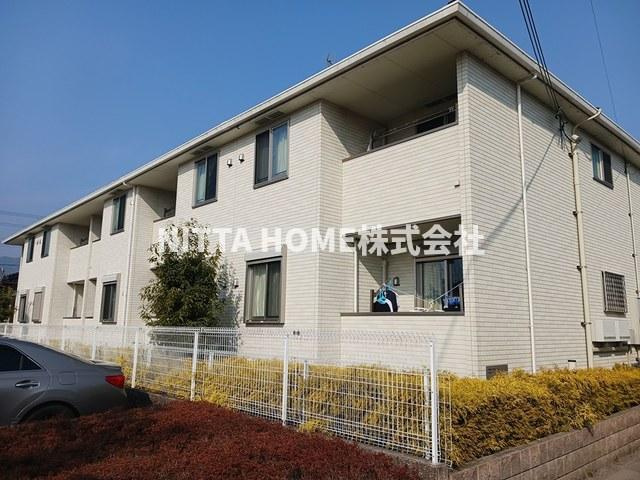丹波市氷上町新郷のアパート