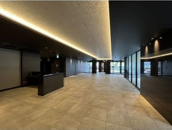 S-RESIDENCE千種belvia TOWER(べルヴィアタワー)のエントランス