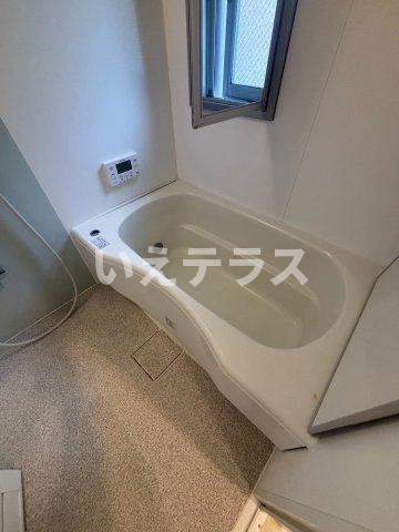 AOI FLATSの浴室