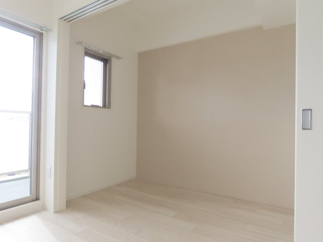 大阪市淀川区十三本町２丁目の賃貸マンションの寝室