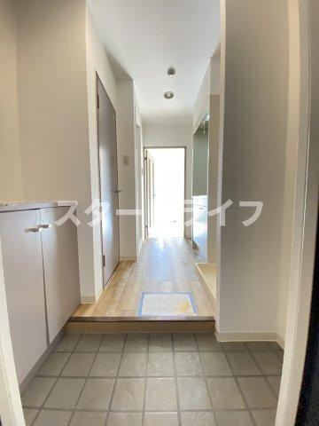 大阪市東淀川区東中島１丁目の賃貸マンションの玄関