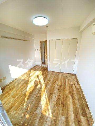 大阪市東淀川区東中島１丁目の賃貸マンションの寝室