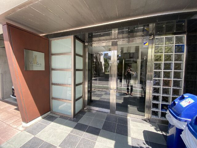 ヴェルステージ千鳥町のエントランス