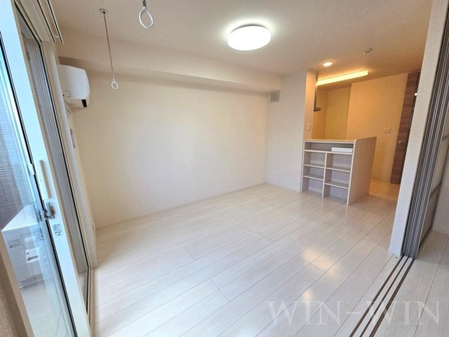 ローゼンハイムの居間・リビング|イメージ（同建物内別部屋の写真です）