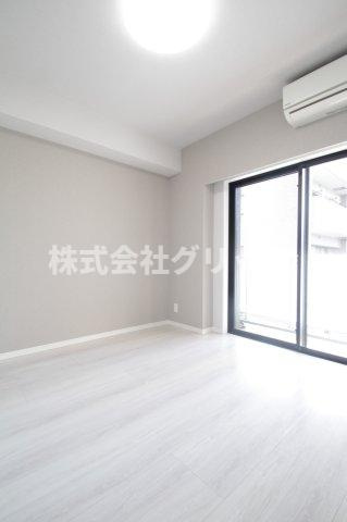 Le'a横濱コアフォートの洋室