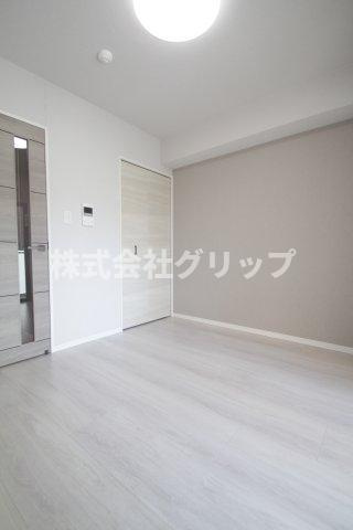 Le'a横濱コアフォートの洋室