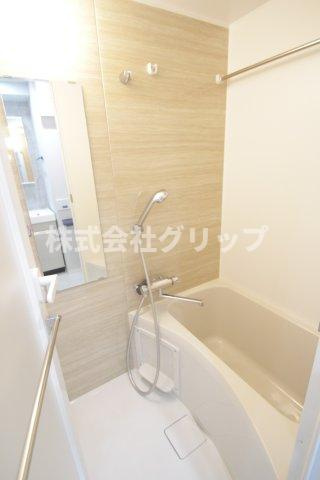Le'a横濱コアフォートの浴室