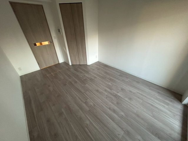 ミラージュパレス難波幸町の洋室