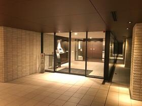 プラウド白金台三丁目のエントランス|※別部屋参照