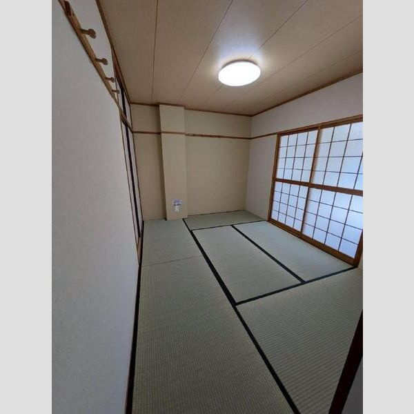 エスポワール藤塚の和室