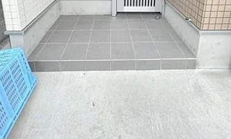 ROBOT　HOUSE　蕨のエントランス