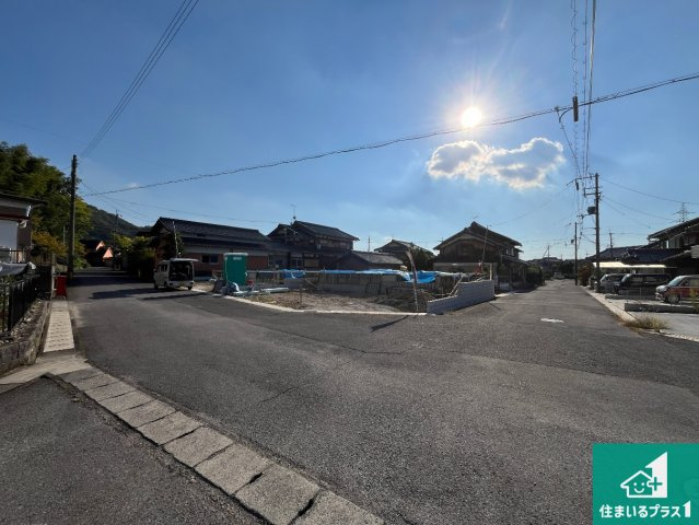 近江八幡市安土町桑実寺　第1期　新築一戸建ての前面道路含む現地写真|現在の進捗状況です！順調に作業進行中、完成が待ち遠しいです！詳細の間取り等、お気軽にお問い合わせください！
