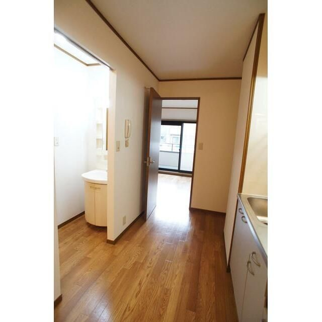 パインズアーク鵜の木の玄関