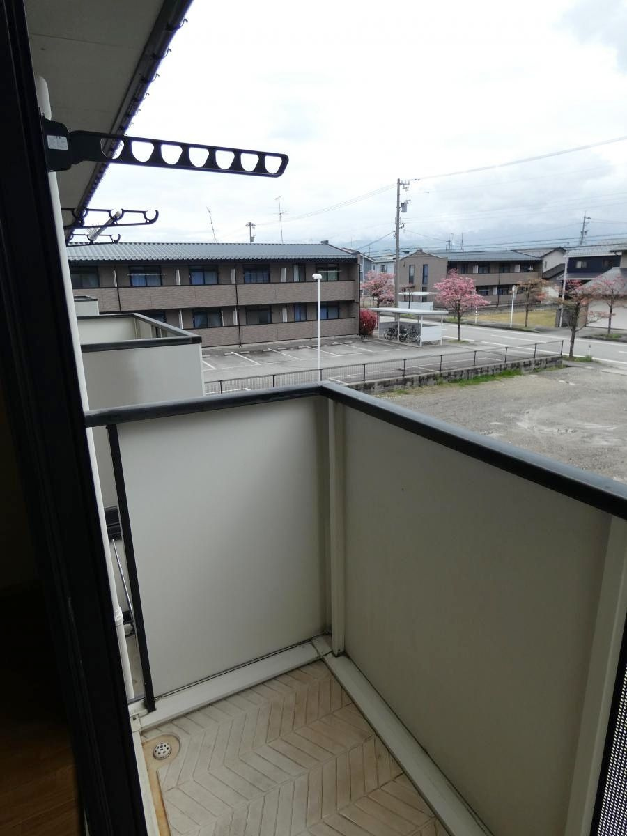エトワール上小泉のバルコニー