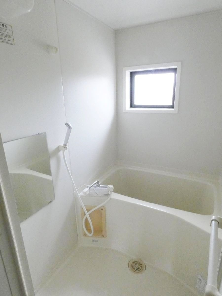 エトワール上小泉の浴室