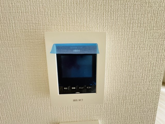 松戸市六高台２丁目新築戸建【六実第三小学校：6分】のセキュリティ|来客時も安心のTVモニター付きインターフォン