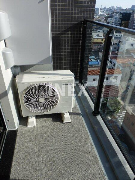 横浜市神奈川区神奈川２丁目の賃貸マンションのバルコニー