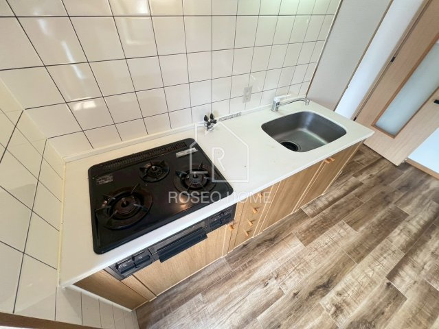 ライフ北梅田のキッチン|同マンション別部屋：参考写真