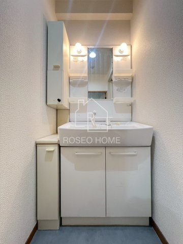 ライフ北梅田の洗面所|同マンション別部屋：参考写真