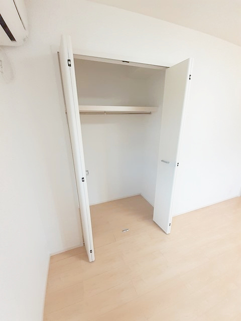 デスパシオの収納|洋室についている収納です＊