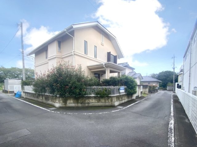 【中古戸建】前橋市荒牧町1丁目の外観|■外観｜閑静な住宅街で始める新しい暮らし♪開放的な毎日をあなたへ(^^♪