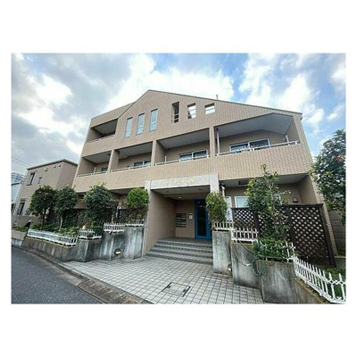 【外観】 | メゾンドール永塚 | 鉄筋コンクリート造のがっちりとした建物。