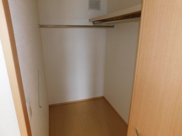 サンセットの収納