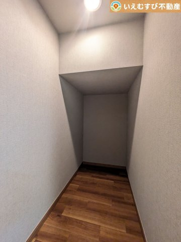 鴻巣市生出塚1丁目　中古戸建の収納