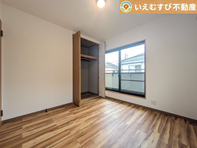 鴻巣市生出塚1丁目　中古戸建の洋室