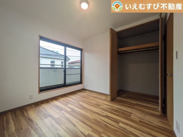 鴻巣市生出塚1丁目　中古戸建の寝室