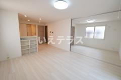 Birdhill塚本通の居間・リビング