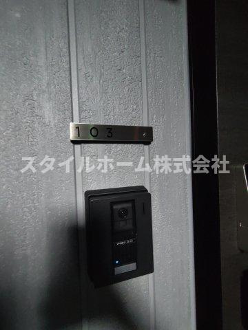 D-avance北側のセキュリティ