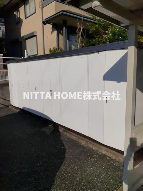 ウッズⅤの設備|タイヤ庫を完備しています！