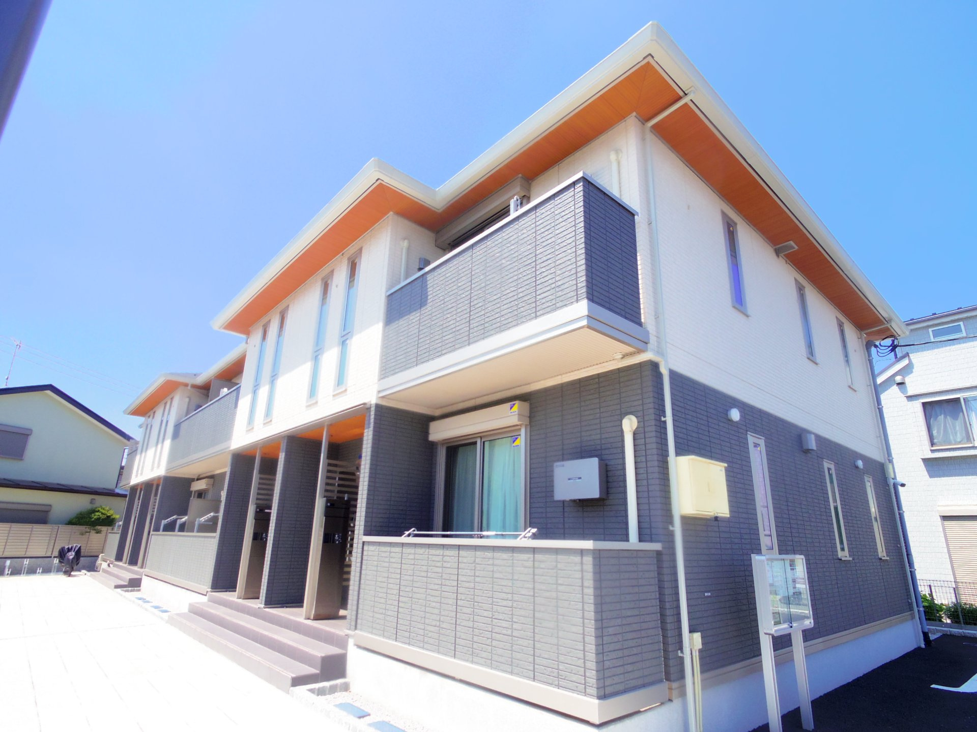 グランツ久米川の外観