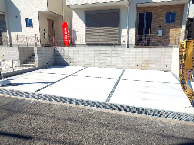 宝塚市中山五月台2丁目新築一戸建の駐車場