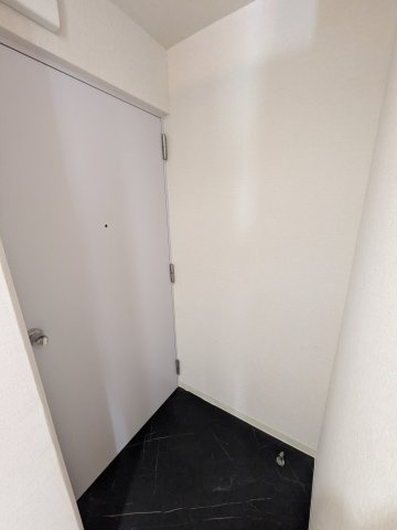 ブライト御影の玄関