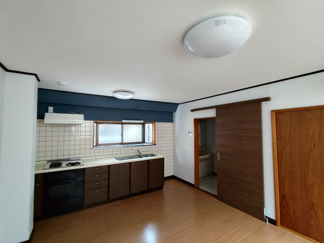 東新小岩5丁目事務所付住宅の居間・リビング