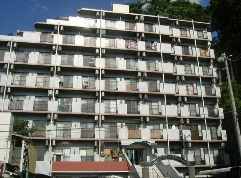 横浜市保土ケ谷区岩井町の賃貸マンション